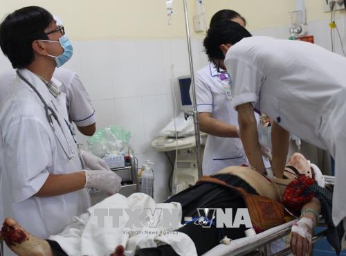 ‘Nóng’ vụ lật xe kinh hoàng trên đèo Khánh Lê, bệnh nhân gãy tay đột ngột tử vong sau mổ ảnh 2